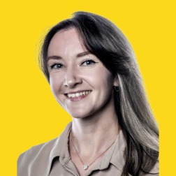 Portrait photo of author Emma Armitage