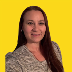 Portrait photo of author Jennifer Gillman